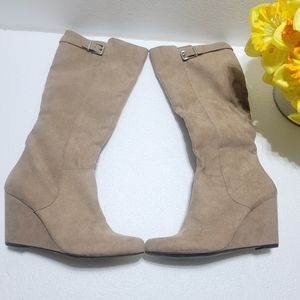 NEW JESSICA SIMPSON TAN TALL KNEE HIGH WEDGE BOOTS SIZE 9M/39